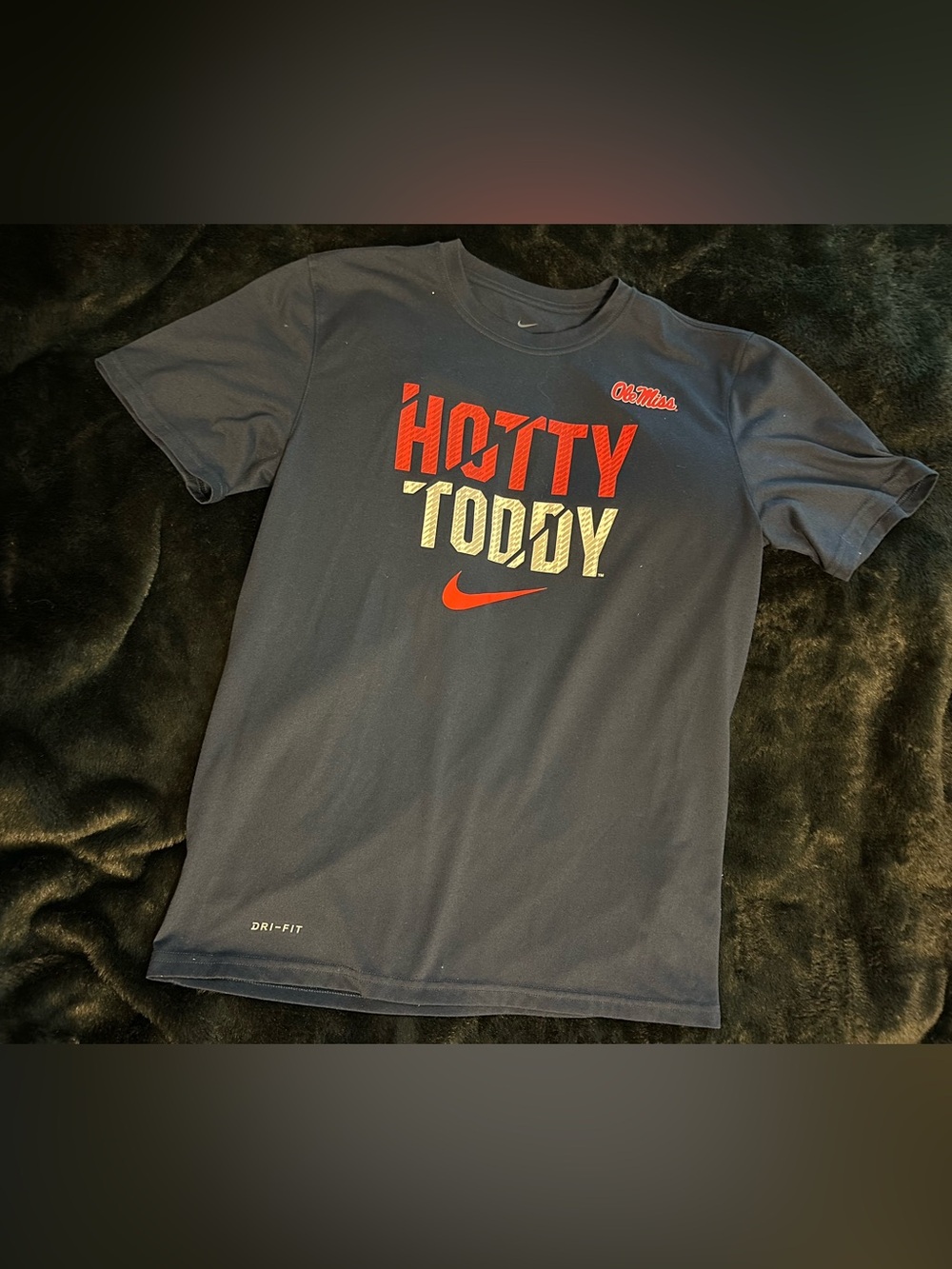 🔥 🏈 Nike Ole Miss HODDY TODDY DRI FIT Tee Shirt ATHLETIC CUT Men's MEDIUM